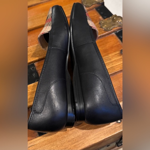 Bandolino Liberty Plaid Loafers in Black,Tan and Red - Picture 7 of 9